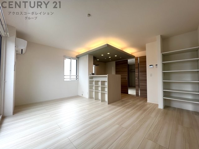 居室・リビング　角部屋住戸で過ごしやすく、おすすめです。
