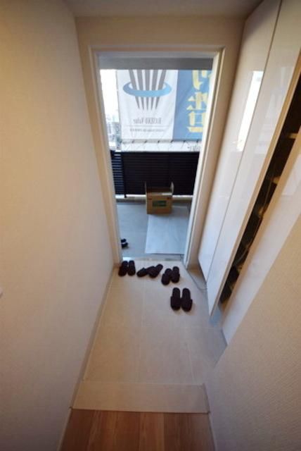 玄関　同タイプの写真です。