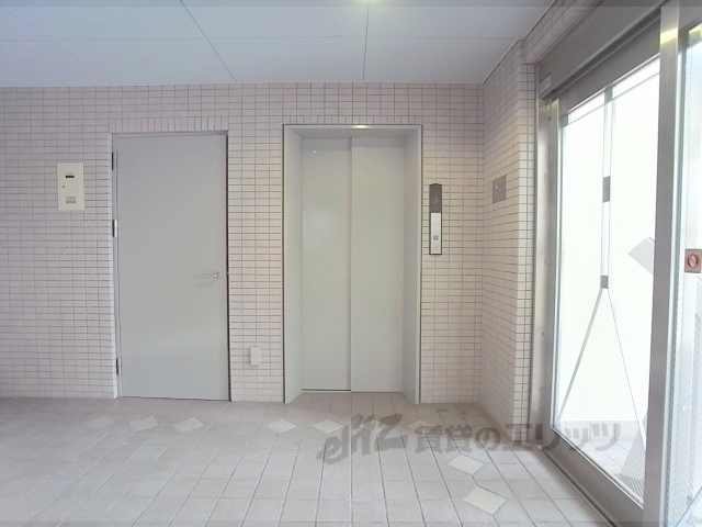 その他　エレベーター