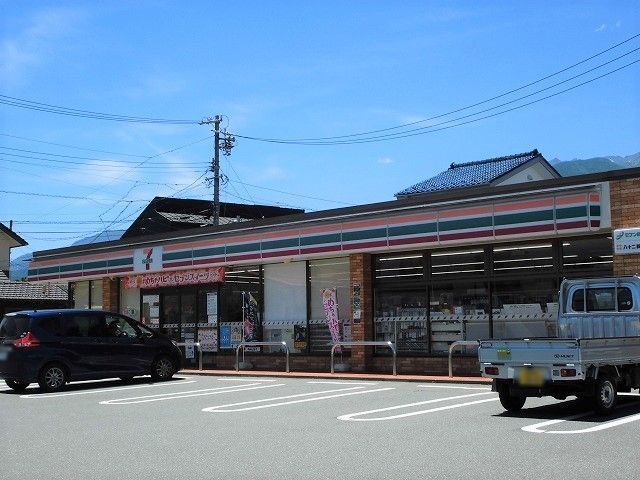 コンビニ　セブンイレブン駒ヶ根上穂栄町店（コンビニ）まで400m