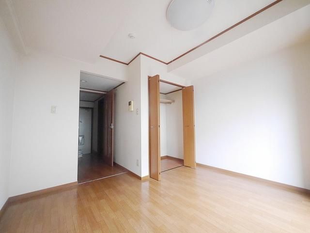 その他部屋・スペース　★広々とした綺麗な洋室です★