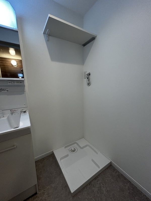 洗面設備　別部屋参照写真