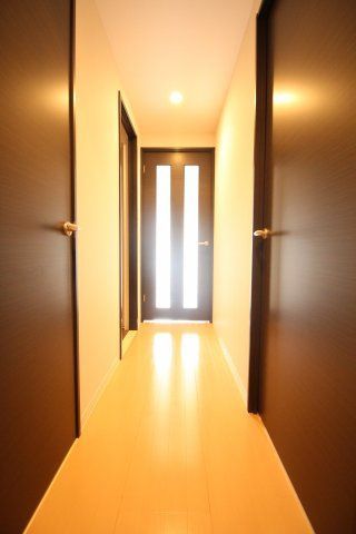 玄関　（別タイプ参考写真）ソレアード・ゼン　荒川区西尾久4