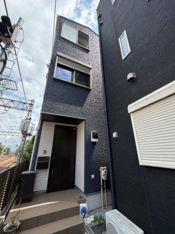 建物外観　外観は落ち着いています