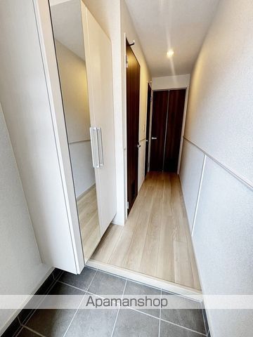 ＪＲ東海道本線 焼津駅 バス乗車時間：6分 最寄りバス停で下車 徒歩7分 2階建 築2年の玄関写真