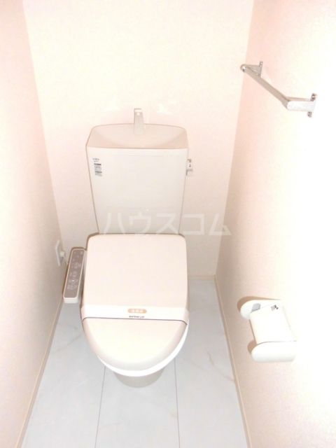 AXIS Aのトイレ写真