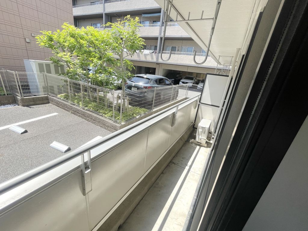 バルコニー　バルコニー