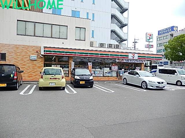 コンビニ　セブンイレブンJR和歌山駅東口店（コンビニ）まで205m