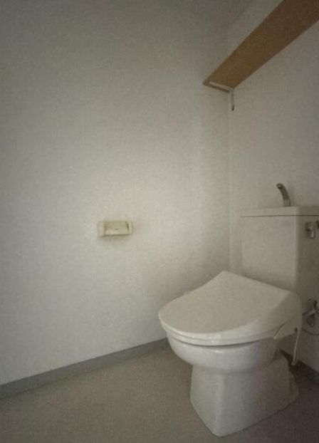 ガーデン西原マンションIIのトイレ写真