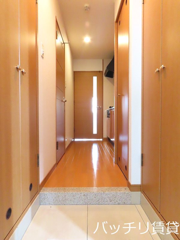 玄関　別号室イメージの為、現状を優先致します。