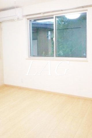 ROW HOUSE上馬の居間写真