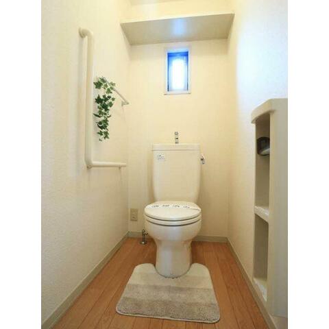 パラディウス新町G-1のトイレ写真