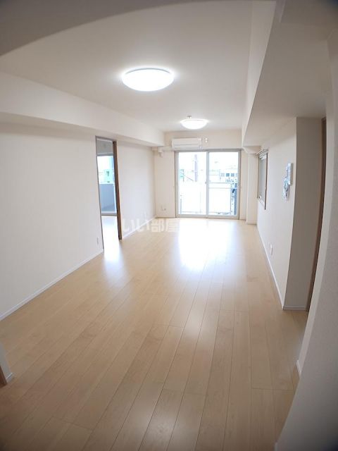 パルステージ関屋IIの居間写真