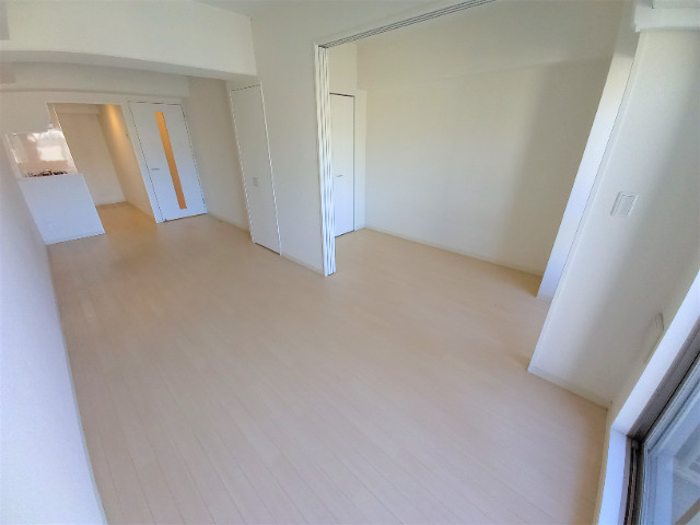 KMS新生水木通の居間写真
