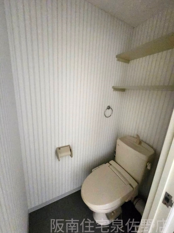 南海本線 尾崎駅 徒歩5分 2階建 築28年のトイレ写真