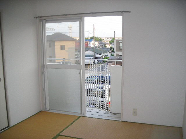 居室・リビング　※別部屋写真