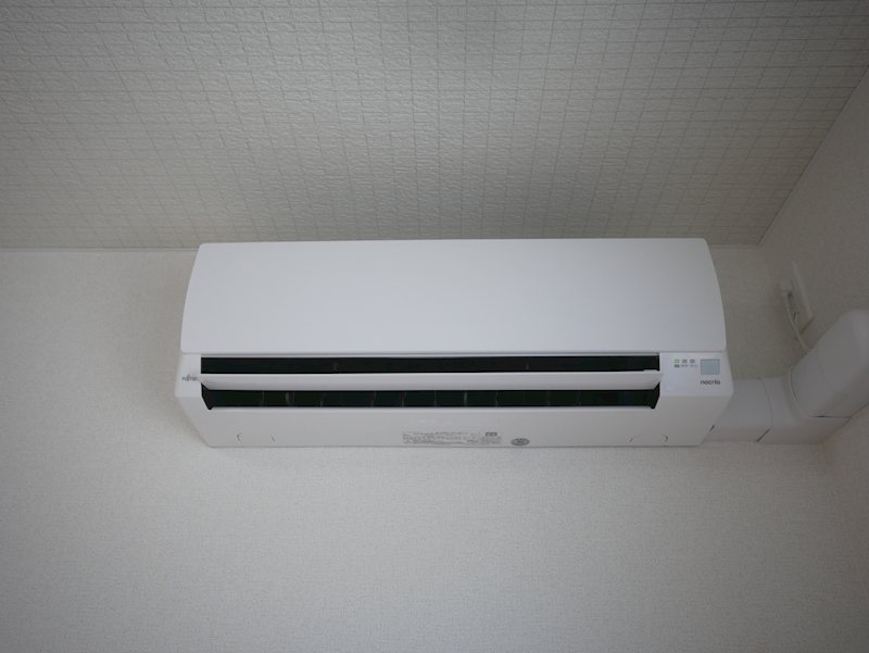 その他設備　エアコン（洋室6.1帖）