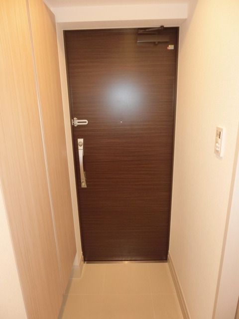 玄関　★お問い合わせはタウンハウジングまで★
