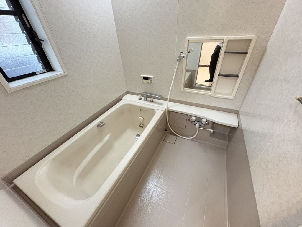 青山北3丁目戸建の風呂写真