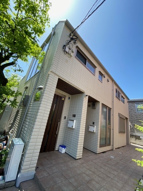 建物外観　★物件現地や最寄り駅等でのお待ち合わせでご案内が可能です★