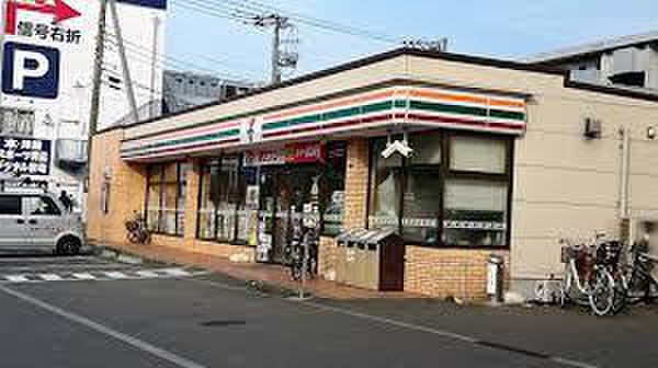 コンビニ　セブンイレブン 川崎小向店（コンビニ）まで130m