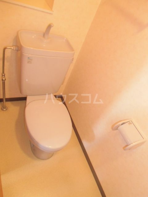 リヴェールJ・8のトイレ写真