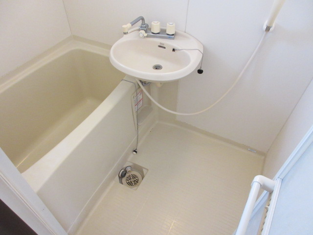 バス・シャワールーム　一日の疲れは入浴で癒しましょう