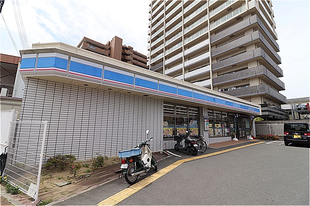 コンビニ　ローソンJR野崎駅北店（コンビニ）まで174m