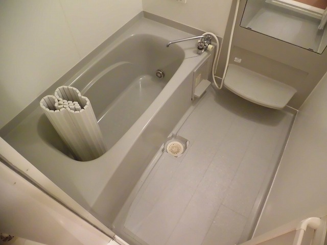 バス・シャワールーム　追炊きと浴室換気乾燥機付き