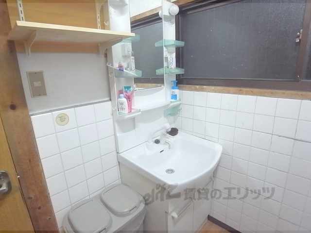 洗面設備　共同です。