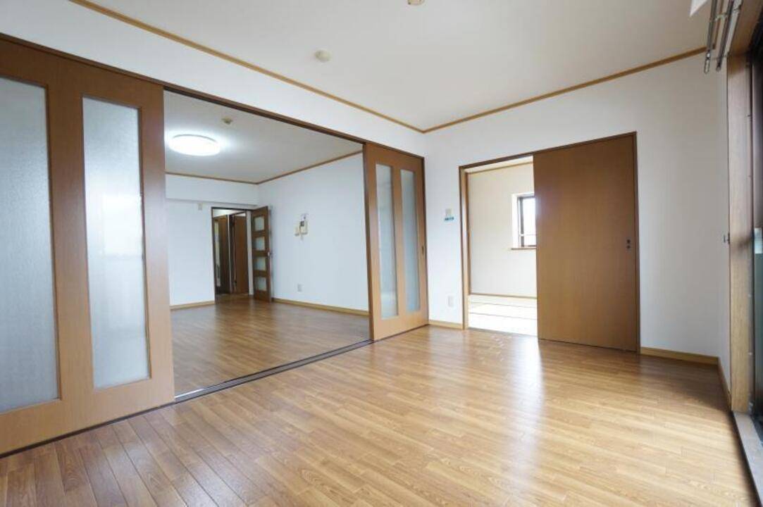 居室・リビング　リビング