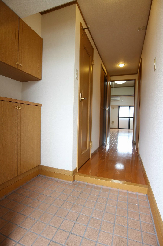 玄関　※同物件別部屋のお写真です※