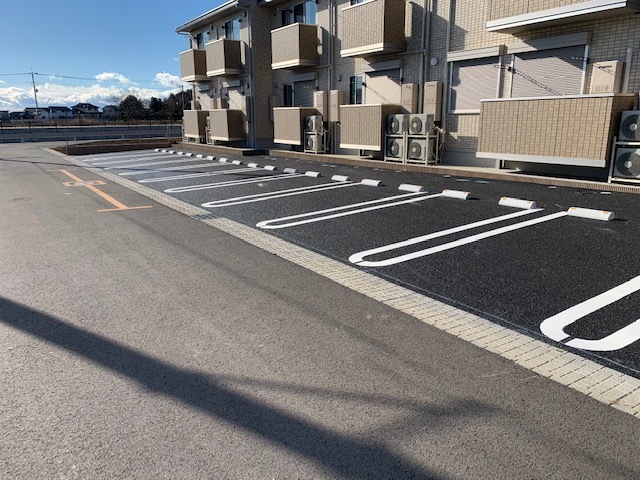 駐車場　敷地内駐車スペース