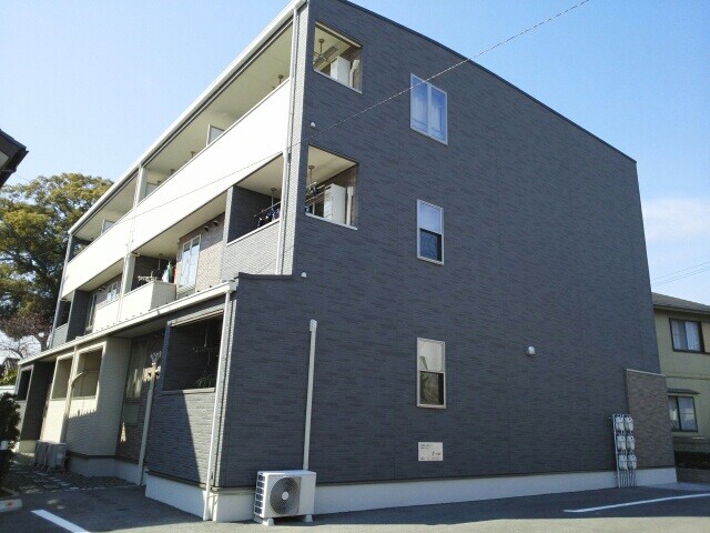 静岡県浜松市中央区天神町（アパート）の賃貸物件の外観