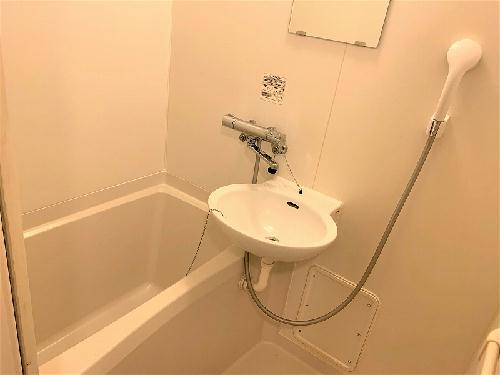 バス・シャワールーム　浴室換気乾燥機