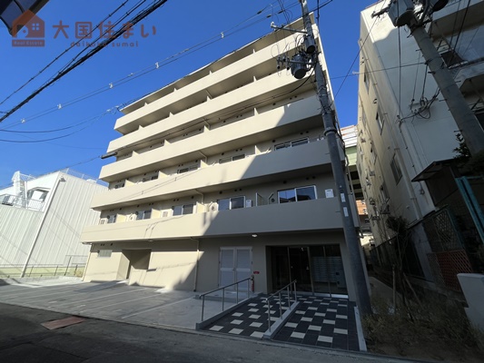 大阪市西成区天下茶屋東のマンションの建物外観