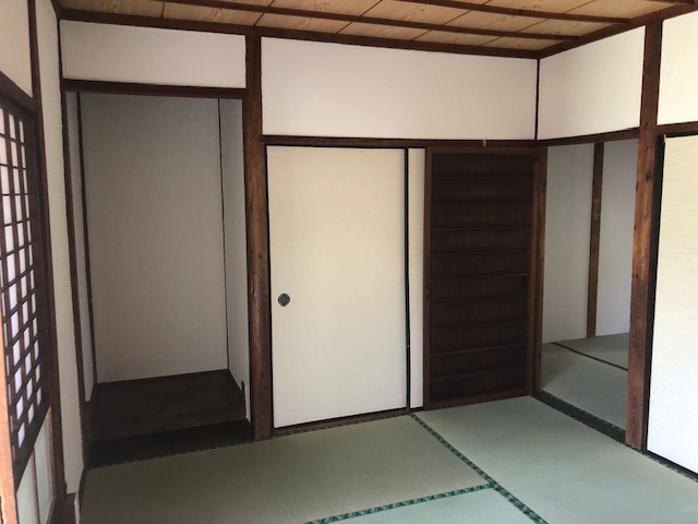 居室・リビング　和室ならではの温かな和の空間で寛ぎの時間を過ごせます