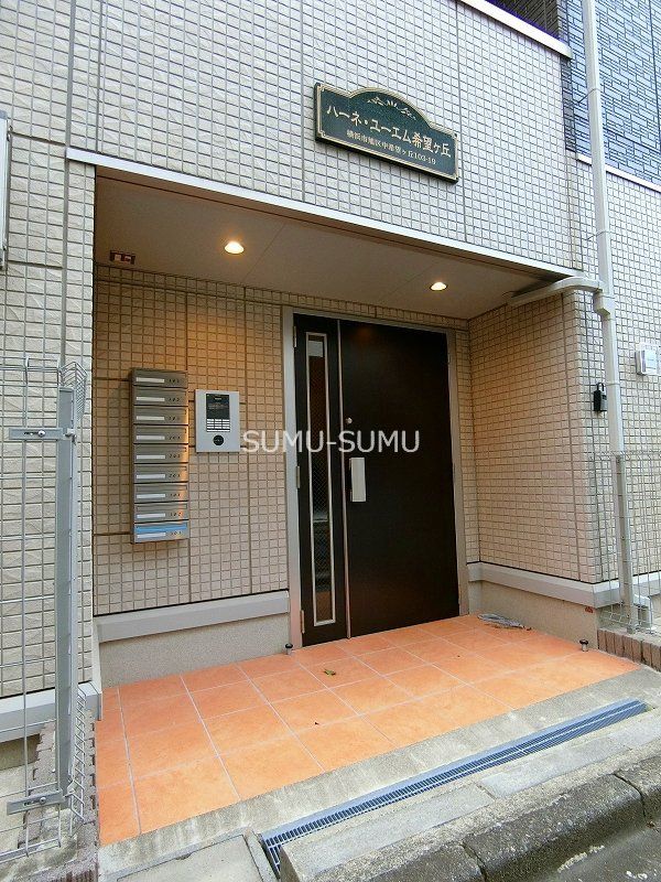 エントランス　エントランス