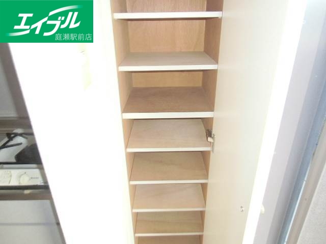 収納　同タイプのお部屋の写真です