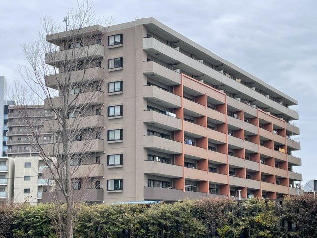 クレストフォルム武蔵小杉の建物外観