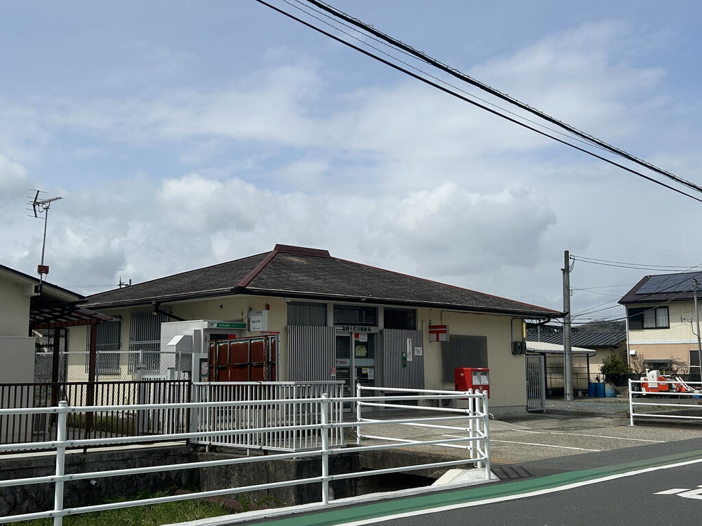 郵便局　亀岡千代川郵便局（郵便局）まで1334m