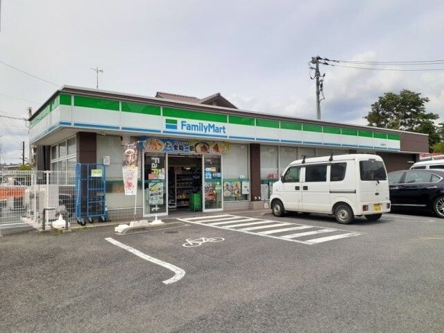コンビニ　ファミリーマート船橋藤原店（コンビニ）まで300m