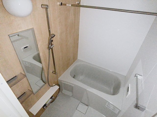 バス・シャワールーム　2025年7月撮影※現況を優先します。