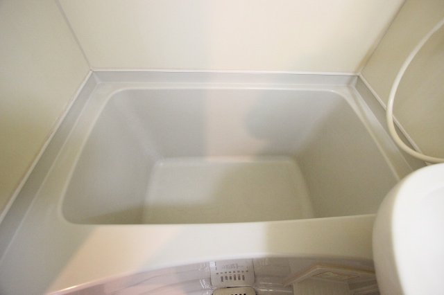 バス・シャワールーム　同物件、別号室のものです。