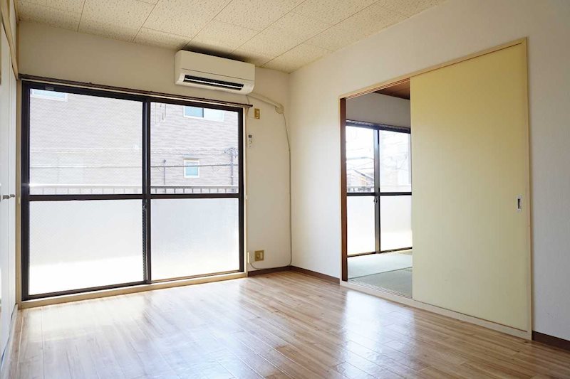 居室・リビング　エアコン付き洋室6帖