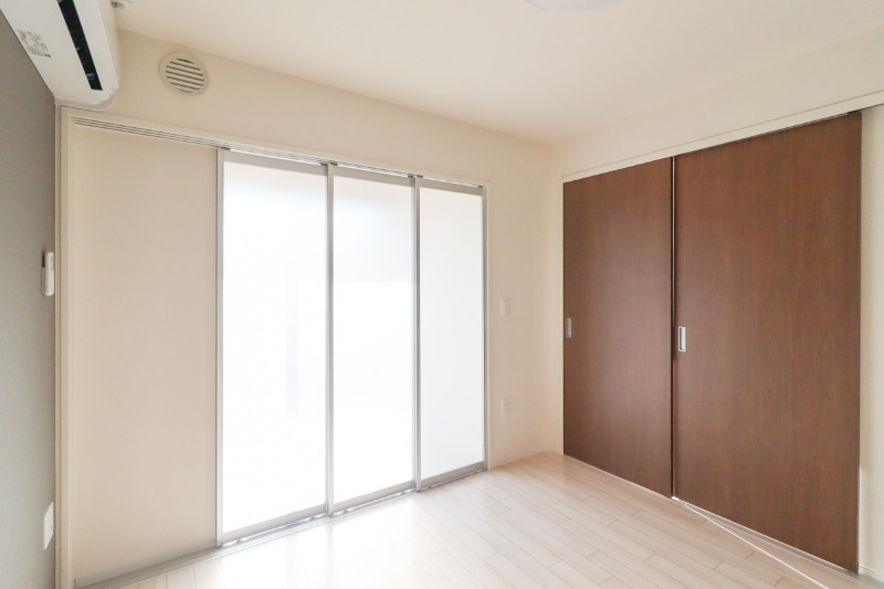 居室・リビング　図面と現状に相違がある場合には現状を優先