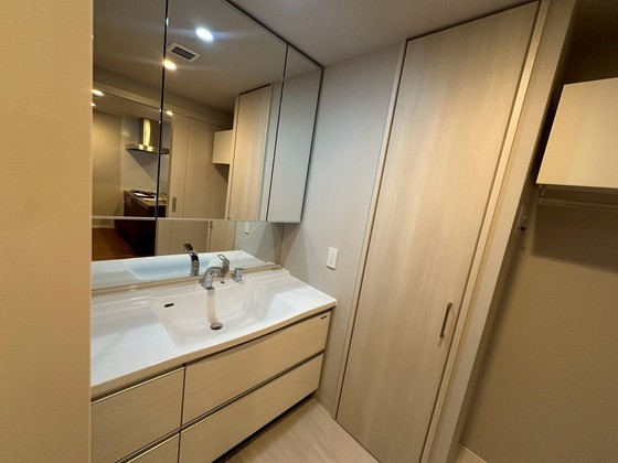 洗面設備　※他号室の写真使用・現況優先