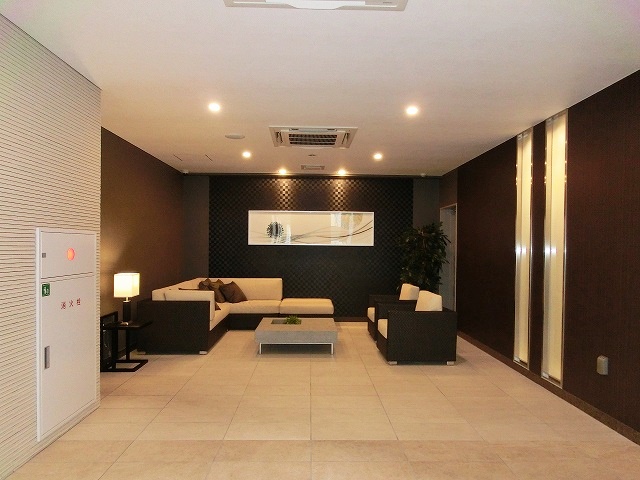 ロビー　グランドロニーです