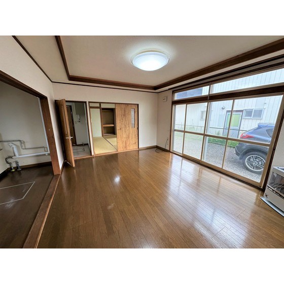 居室・リビング　リビング