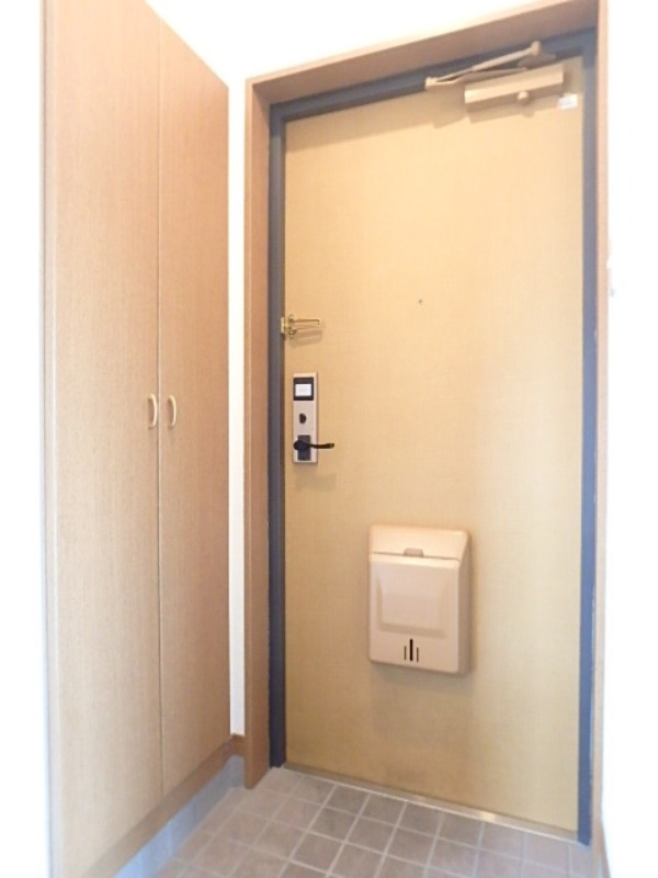 玄関　図面と現状に相違がある場合には現状を優先